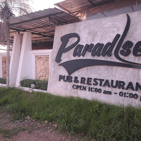 Paradise Inn And Dining Sara Buri Buitenkant foto